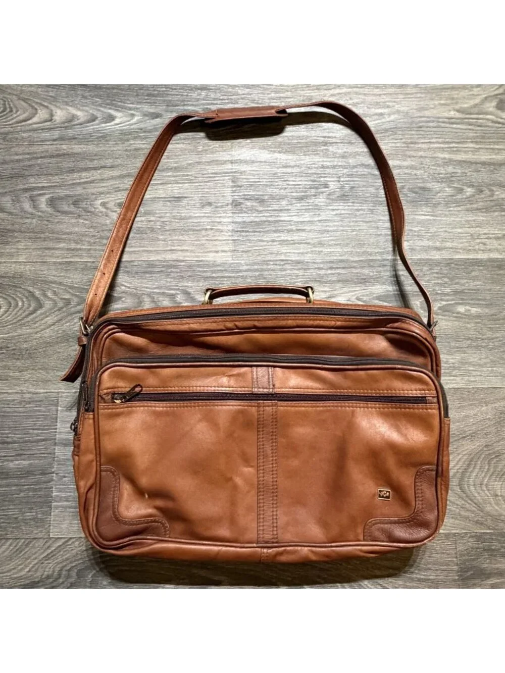 Yury Bags Colombian Leather Briefcase Messenger Crossbody Satchel Cognac Vintage